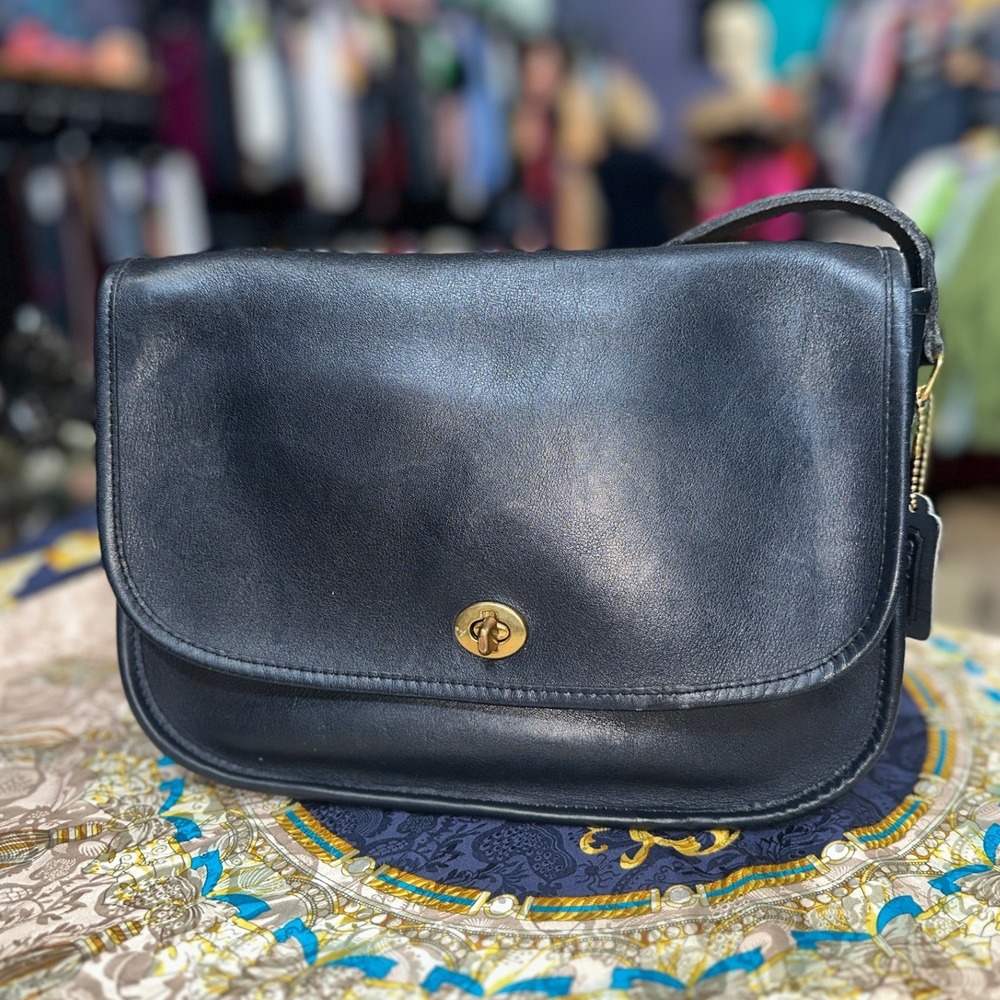Vintage Coach City Bag Navy Blue Leather Turnlock Crossbody 9790 NYC Early
